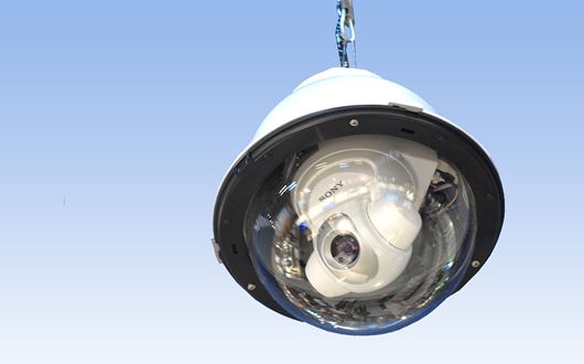 Scanvaegt Dome camera is PTZ-capable with a pan range of 360° and a tilt range of 115°, enabling users to monitor a wide area.