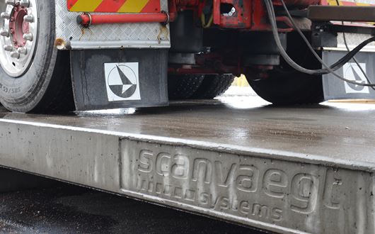 Scanvaegt 6800 Weighbridge is divided into two main designs - one type for placement above ground and one type for built-in placement.
