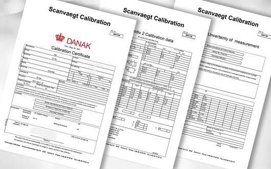 Zatwierdzone przez stosowne organy laboratorium Scanvaegt Systems bada sprawność wagi, oblicza niepewność pomiarową i wystawia świadectwo kalibracji.